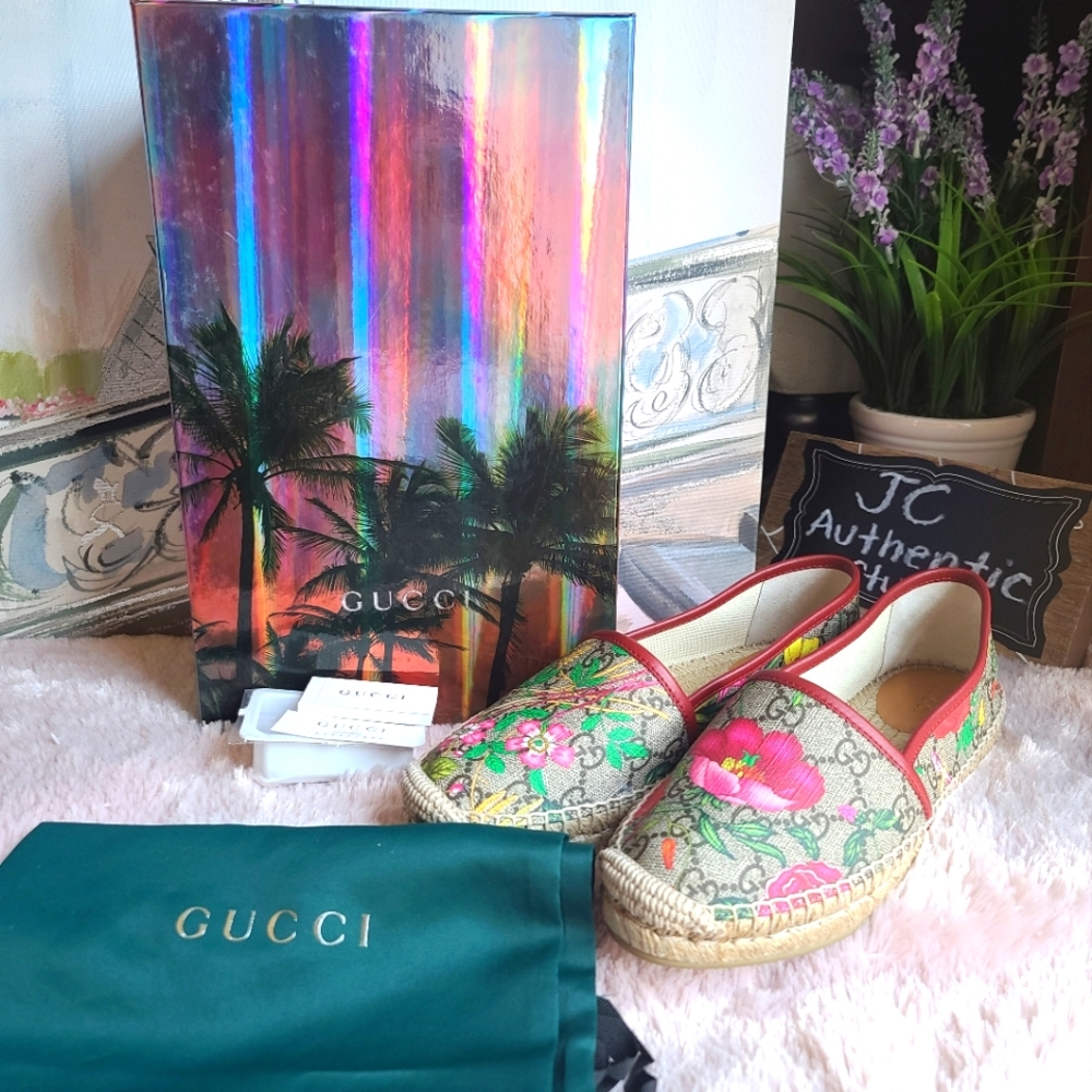 GUCCI GG Blooms Supreme women's  Espadrille. Available in size 37.5